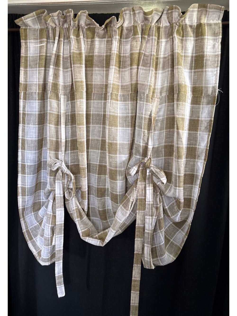 Plaid Balloon Valance Window Curtain Ties Tan & Cream 53" W x 44" L